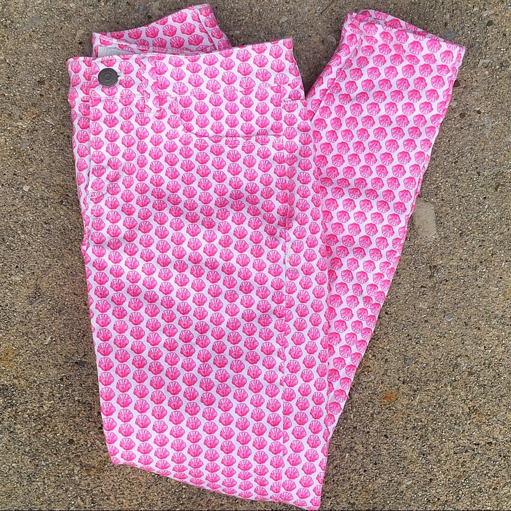 COPY - Vineyard Vines pink & white seashell print…